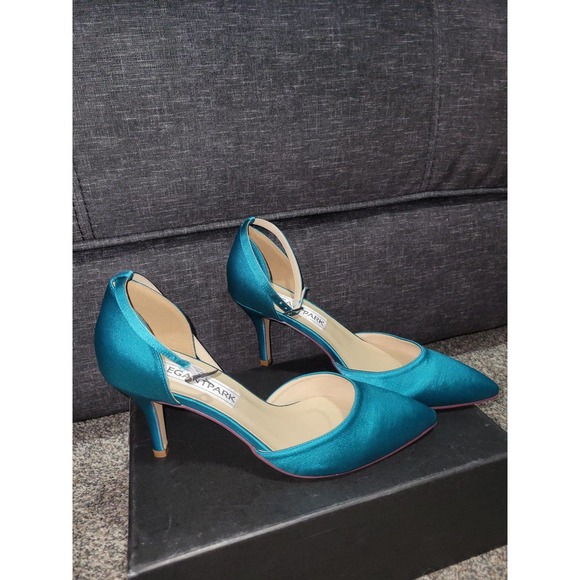 Stiletto Heels 8.5 teal - Picture 3 of 7